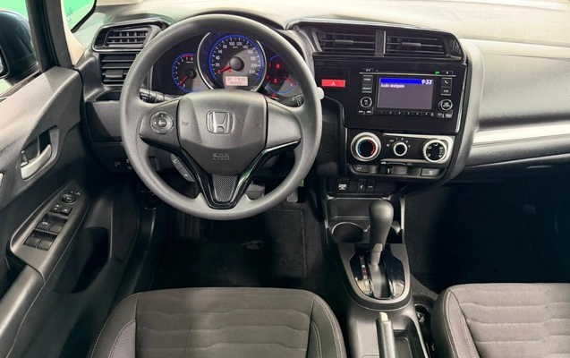 imagem-https://www.socarrao.com.br/sc-vehicle-images-prod/3815409/1789408027925-gb-ed8d166.jpeg