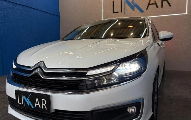 imagem-https://www.socarrao.com.br/sc-vehicle-images-prod/3815598/1789411557222-8465110_15_B_e9b0aa360f.jpeg