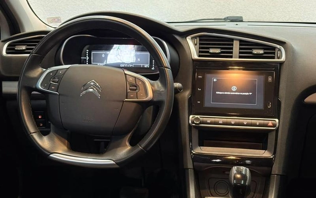 imagem-https://www.socarrao.com.br/sc-vehicle-images-prod/3815598/1789411557232-8465110_6_B_fe600846b7.jpeg