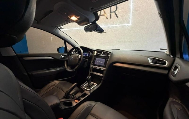 imagem-https://www.socarrao.com.br/sc-vehicle-images-prod/3815598/1789411557233-8465110_7_B_3f67d36f09.jpeg
