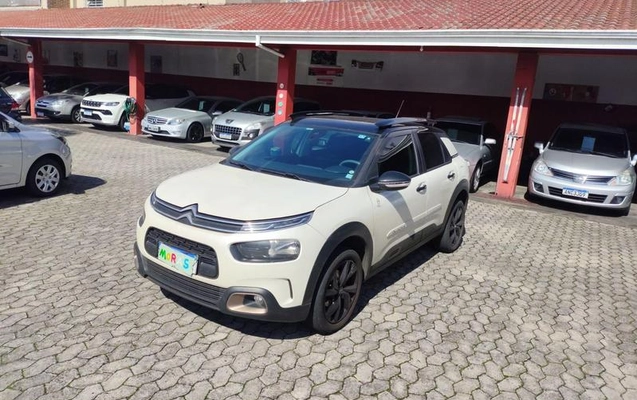 imagem-https://www.socarrao.com.br/sc-vehicle-images-prod/3815623/1789481469103-8473392_22_B_7710cb961c.jpeg