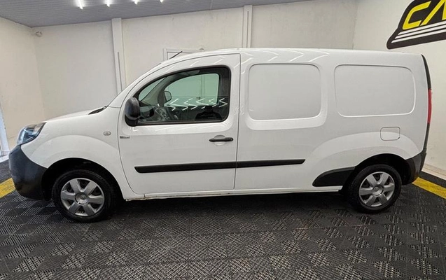 imagem-https://www.socarrao.com.br/sc-vehicle-images-prod/3815946/1789590704195-8418715_8_B_5feff953b3.jpeg