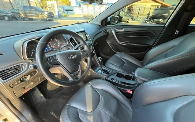 imagem-https://www.socarrao.com.br/sc-vehicle-images-prod/3815952/1789409509962-14_021522.jpg