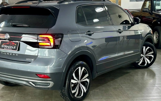 imagem-https://www.socarrao.com.br/sc-vehicle-images-prod/3815953/1789409510726-ec206efbbb5c4370810a7a5c75fd0d2a_1789409473303.jpg