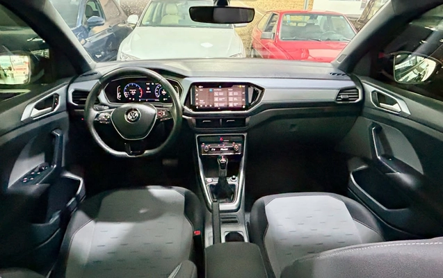 imagem-https://www.socarrao.com.br/sc-vehicle-images-prod/3815953/1789409510737-1b2ee74774d44fd58ccbec48acc3cc48_1789409473339.jpg