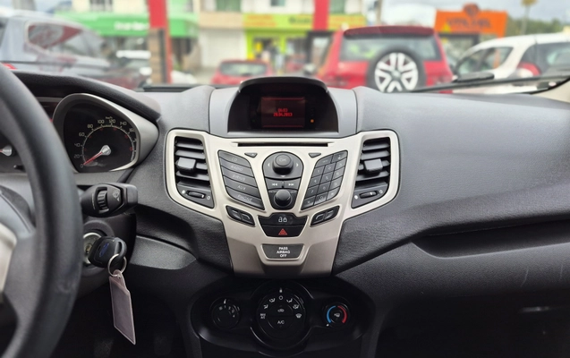 imagem-https://www.socarrao.com.br/sc-vehicle-images-prod/3815991/1789409674509-003_13e0f78fd2bab844c91b084ed99e7f10.jpg