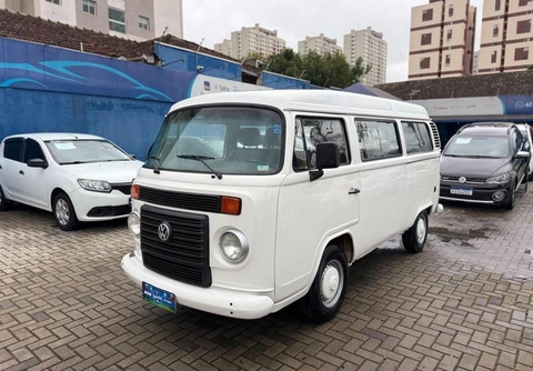 Volkswagen Kombi 2011 Branco — foto 1 de 3