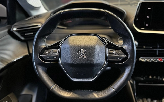 imagem-https://www.socarrao.com.br/sc-vehicle-images-prod/3816016/1789409718526-6_103131.jpg