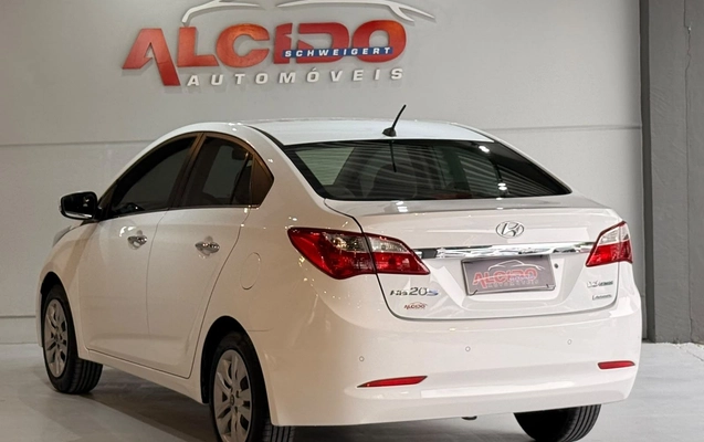 imagem-https://www.socarrao.com.br/sc-vehicle-images-prod/3816017/1789409736531-addf9b08cf0847f7aa52ee0031d41d56_1789409627539.jpg
