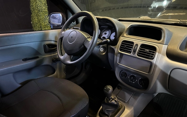 imagem-https://www.socarrao.com.br/sc-vehicle-images-prod/3816069/1789409811045-9_010109.jpg