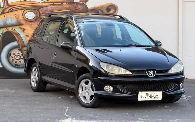 imagem-https://www.socarrao.com.br/sc-vehicle-images-prod/3816171/1789409945867-8276904_0_B_d57bab7406.jpeg