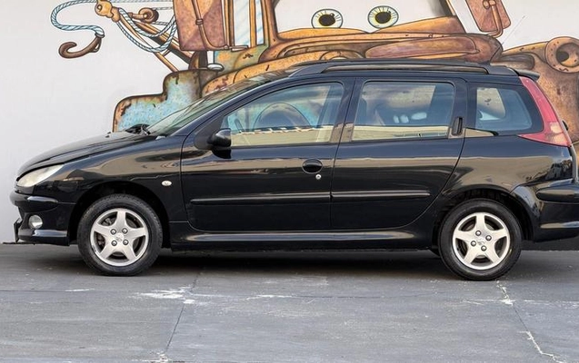 imagem-https://www.socarrao.com.br/sc-vehicle-images-prod/3816171/1789409945884-8276904_9_B_b56f53a017.jpeg