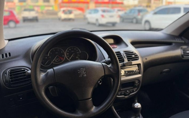 imagem-https://www.socarrao.com.br/sc-vehicle-images-prod/3816171/1789409945897-8276904_6_B_85f867a578.jpeg