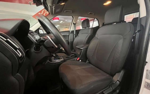 imagem-https://www.socarrao.com.br/sc-vehicle-images-prod/3816176/1789410352908-JoqNSLlTvDdac2iaLd2jhenglapSGyWR.jpg