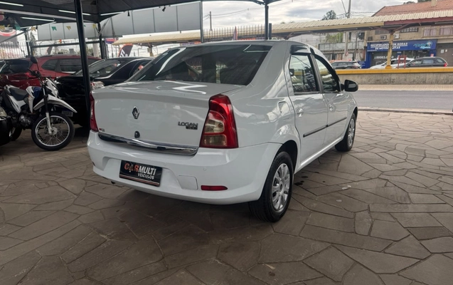 imagem-https://www.socarrao.com.br/sc-vehicle-images-prod/3816231/1789410124942-V2hhdHNBcHAgSW1hZ2UgMjAyNi0wOS0xNCBhdCAxNS4wMS4wNi5qcGVn.jpeg