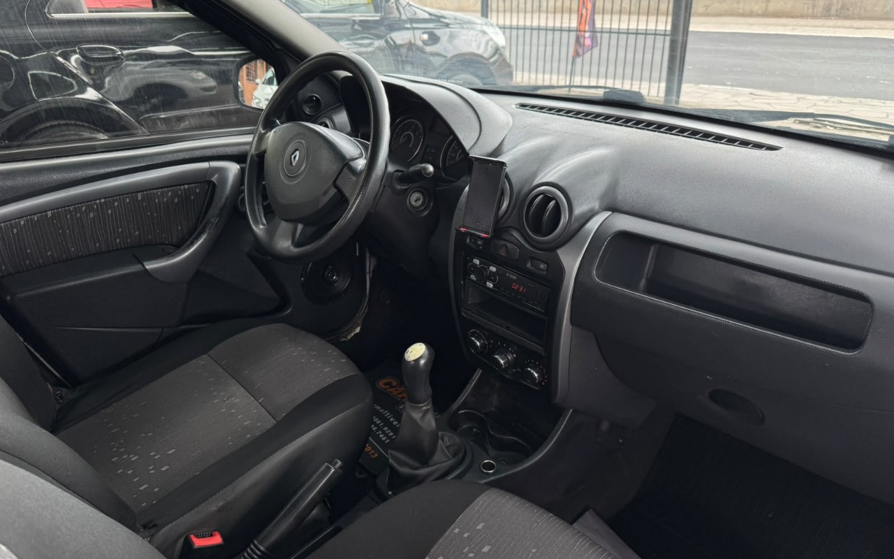 imagem-https://www.socarrao.com.br/sc-vehicle-images-prod/3816231/1789410125361-V2hhdHNBcHAgSW1hZ2UgMjAyNi0wOS0xNCBhdCAxNS4wMS4wNiAoNCkuanBlZw.jpeg