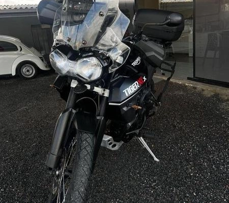 imagem-https://www.socarrao.com.br/sc-vehicle-images-prod/3816240/1789484587016-8475123_16_B_2cbcd6e777.jpeg