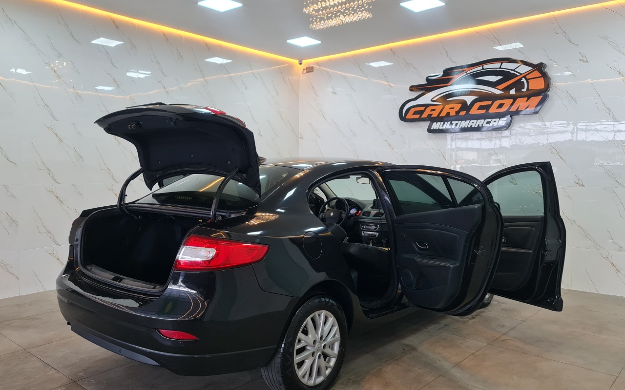 imagem-https://www.socarrao.com.br/sc-vehicle-images-prod/3816305/1789410371510-MTYuanBn.jpg