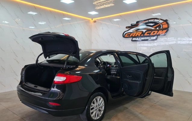imagem-https://www.socarrao.com.br/sc-vehicle-images-prod/3816305/1789410371510-MTYuanBn.jpg