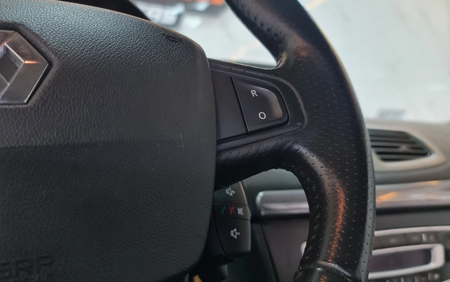 imagem-https://www.socarrao.com.br/sc-vehicle-images-prod/3816305/1789410372085-RXh0cmEgKDQpLmpwZw.jpg