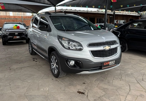 Chevrolet Spin 2016 Cinza — foto 1 de 3