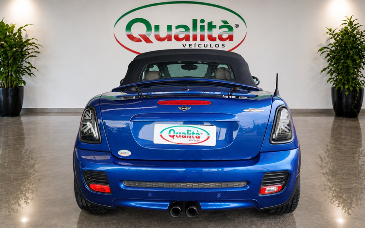 imagem-https://www.socarrao.com.br/sc-vehicle-images-prod/3816332/1789490113241-MDgucG5n.png
