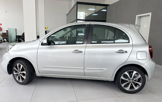imagem-https://www.socarrao.com.br/sc-vehicle-images-prod/3816379/1789740940068-gb-ca72e6f.jpeg