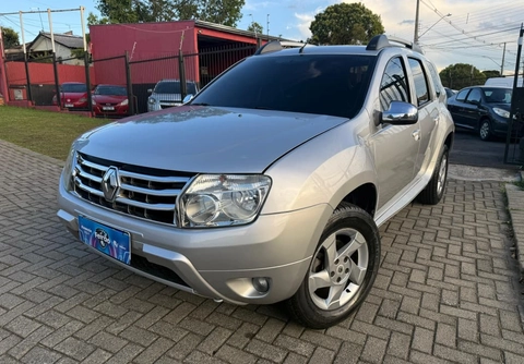 Renault Duster 2013 Cinza — foto 1 de 3