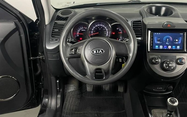 imagem-https://www.socarrao.com.br/sc-vehicle-images-prod/3816500/1789410957785-8475158_8_B_7c7ba6d38d.jpeg