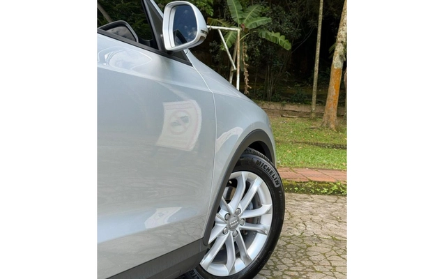 imagem-https://www.socarrao.com.br/sc-vehicle-images-prod/3816609/1789411174598-1_090424.jpg