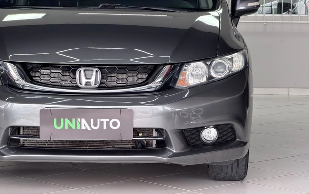 imagem-https://www.socarrao.com.br/sc-vehicle-images-prod/3816656/1789411277559-003_a4d5524e88fd924f2baa0b5a911bd560.jpeg