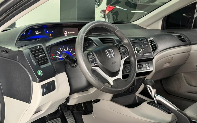 imagem-https://www.socarrao.com.br/sc-vehicle-images-prod/3816656/1789411277561-003_db5319c91ebf57831c419c68a03e39a7.jpeg