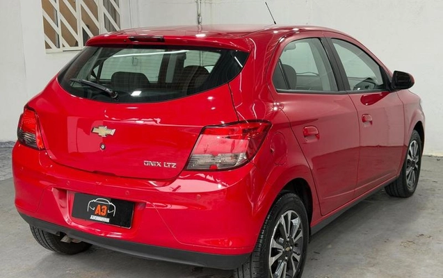 imagem-https://www.socarrao.com.br/sc-vehicle-images-prod/3816727/1789411536397-8471833_2_B_5812ae7e21.jpeg