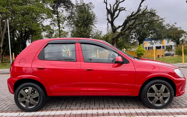 imagem-https://www.socarrao.com.br/sc-vehicle-images-prod/3816740/1789411572703-019d0704-4853-4f3f-8a95-a9d7f14bdd3c.jpg