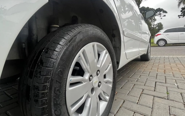 imagem-https://www.socarrao.com.br/sc-vehicle-images-prod/3816904/1789411947897-vehicle_image_1789411607_52f9f6cb6d3f2e205c56187112742996.jpeg