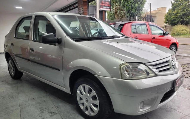 imagem-https://www.socarrao.com.br/sc-vehicle-images-prod/3816928/1789411983052-8475355_12_B_0fa7851afe.jpeg