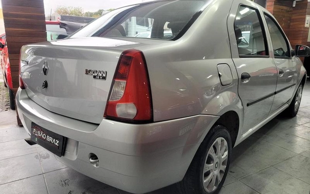 imagem-https://www.socarrao.com.br/sc-vehicle-images-prod/3816928/1789411983057-8475355_15_B_743f4a5a5d.jpeg