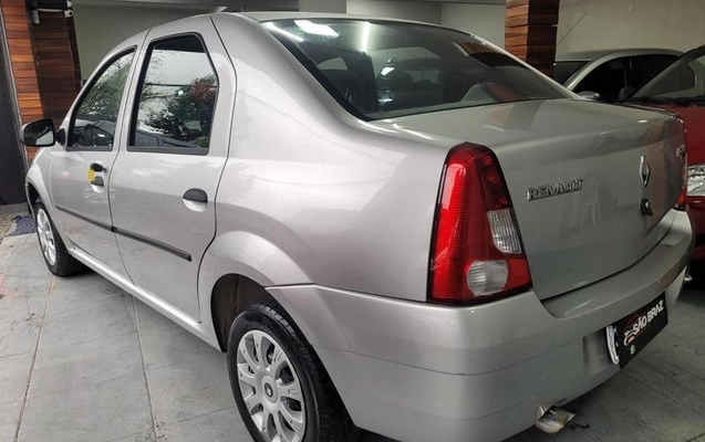 imagem-https://www.socarrao.com.br/sc-vehicle-images-prod/3816928/1789411983060-8475355_17_B_4bc568875a.jpeg