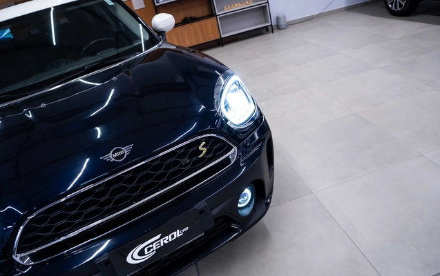 imagem-https://www.socarrao.com.br/sc-vehicle-images-prod/3816960/1789412015913-22_055351.jpg