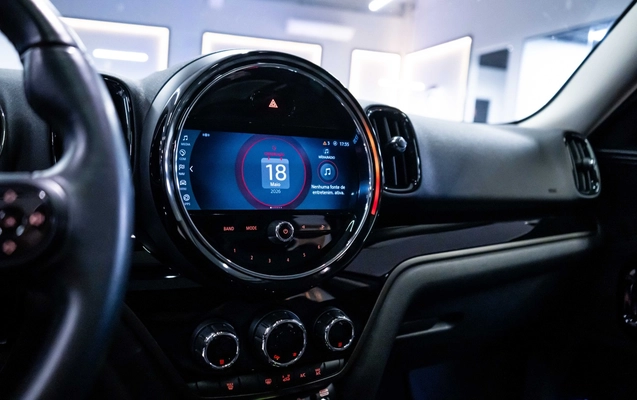 imagem-https://www.socarrao.com.br/sc-vehicle-images-prod/3816960/1789412015915-5_055351.jpg