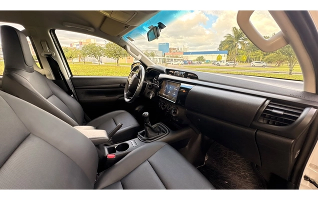 imagem-https://www.socarrao.com.br/sc-vehicle-images-prod/3816965/1789412017696-5_100425.jpg