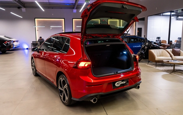 imagem-https://www.socarrao.com.br/sc-vehicle-images-prod/3816973/1789412023175-1_095433.jpg
