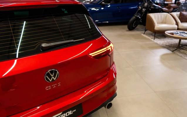 imagem-https://www.socarrao.com.br/sc-vehicle-images-prod/3816973/1789412023178-2_095433.jpg