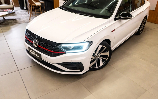 imagem-https://www.socarrao.com.br/sc-vehicle-images-prod/3816975/1789412025806-11_010507.jpg