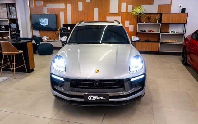 imagem-https://www.socarrao.com.br/sc-vehicle-images-prod/3816977/1789412027536-3_040023.jpg