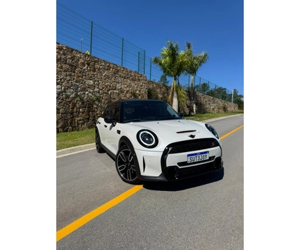 MINI COOPER 2024 Branco — foto 1 de 3