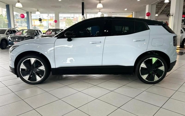 imagem-https://www.socarrao.com.br/sc-vehicle-images-prod/3817086/1789657796799-8471337_7_B_e2de400433.jpeg