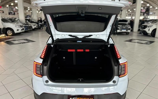 imagem-https://www.socarrao.com.br/sc-vehicle-images-prod/3817086/1789657796805-8471337_10_B_6b47f7281d.jpeg