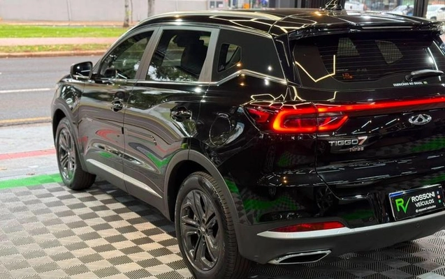 imagem-https://www.socarrao.com.br/sc-vehicle-images-prod/3817099/1789412302595-8475406_2_B_3f7d8f87c8.jpeg