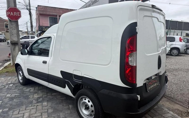 imagem-https://www.socarrao.com.br/sc-vehicle-images-prod/3817172/1789412755177-8473977_7_B_efd56a8065.jpeg